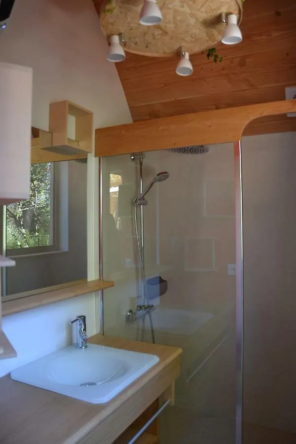 Cabanons Jour & Nuit Villa Mazan 0*,  France